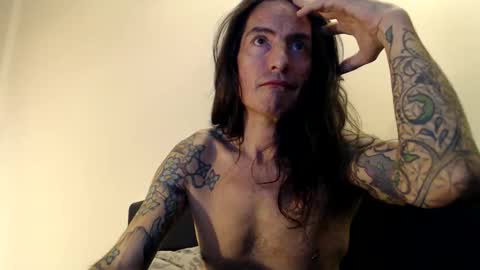 Bailey online show from October 5, 2025, 10:40 pm