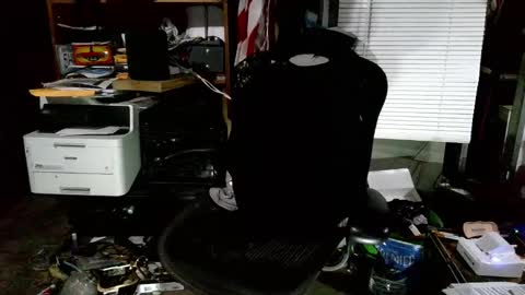 Snapshot of balddickstroking chatting on November 9, 2025, 8:23 am balddickstroking online show from November 9, 2025, 8:23 am