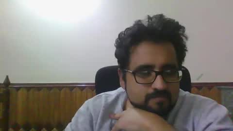 Snapshot of ballbustingslave1987nolimits chatting on December 3, 2024, 12:35 am Ballbusting Slave online show from December 3, 2024, 12:35 am