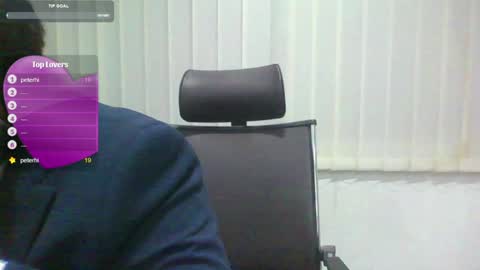 Snapshot of ballbustingslave1987nolimits chatting on December 10, 2024, 1:11 pm Ballbusting Slave online show from December 10, 2024, 1:11 pm