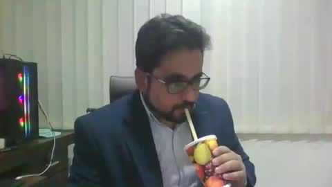 Snapshot of ballbustingslave1987nolimits chatting on December 12, 2024, 11:07 am Ballbusting Slave online show from December 12, 2024, 11:07 am