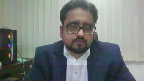 Snapshot of ballbustingslave1987nolimits chatting on December 13, 2024, 6:00 am Ballbusting Slave online show from December 13, 2024, 6:00 am