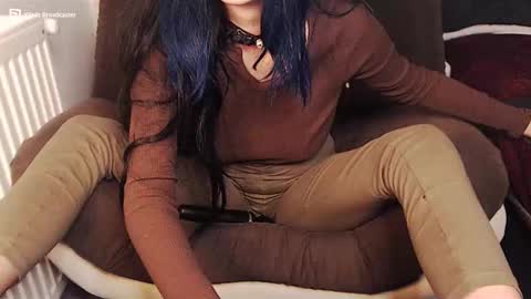 Amy online show from September 28, 2025, 10:15 pm