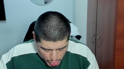 Andres -  online show from October 2, 2025, 2:07 am