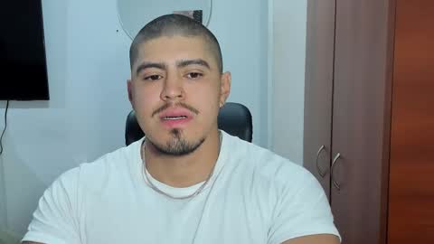 Andres -  online show from November 25, 2025, 9:42 am