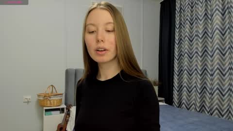 Kira online show from December 9, 2024, 9:26 pm