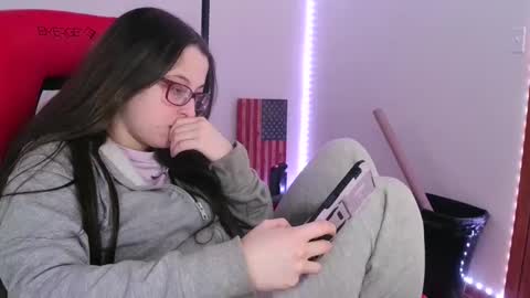 Snapshot of bambiboo8113 chatting on January 26, 2025, 4:20 am bambiboo8113 online show from January 26, 2025, 4:20 am