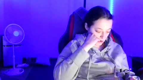 Snapshot of bambiboo8113 chatting on February 5, 2025, 3:55 am bambiboo8113 online show from February 5, 2025, 3:55 am