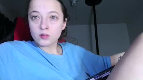 Snapshot of bambiboo8113 chatting on February 10, 2025, 10:53 am bambiboo8113 online show from February 10, 2025, 10:53 am