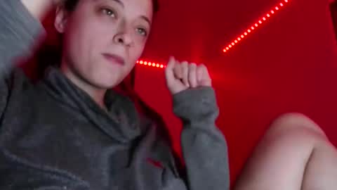 Snapshot of bambiboo8113 chatting on February 13, 2025, 6:20 am bambiboo8113 online show from February 13, 2025, 6:20 am