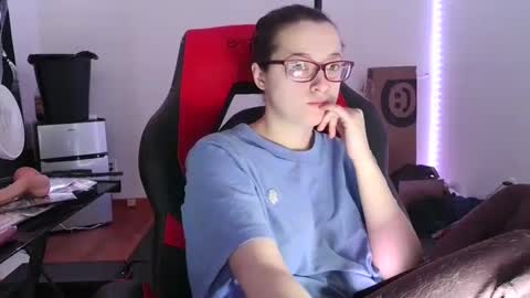 Snapshot of bambiboo8113 chatting on March 3, 2025, 7:06 pm bambiboo8113 online show from March 3, 2025, 7:06 pm