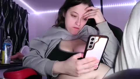 Snapshot of bambiboo8113 chatting on March 5, 2025, 7:27 pm bambiboo8113 online show from March 5, 2025, 7:27 pm