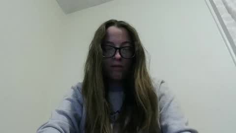 Snapshot of bambiboo8113 chatting on October 5, 2025, 3:27 am bambiboo8113 online show from October 5, 2025, 3:27 am