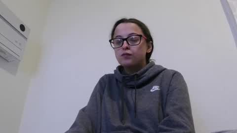 Snapshot of bambiboo8113 chatting on October 24, 2025, 9:28 am bambiboo8113 online show from October 24, 2025, 9:28 am