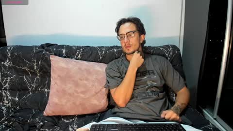 bambino_11 online show from January 6, 2025, 3:53 am