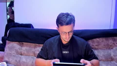 bambino_11 online show from February 12, 2025, 5:37 am