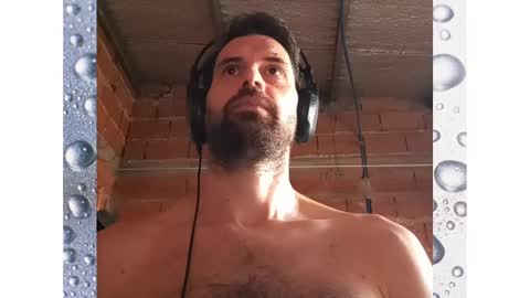 Ezequiel online show from January 1, 2025, 9:31 pm