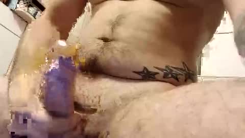 Snapshot of bananek98 chatting on October 30, 2025, 10:43 pm bananek online show from October 30, 2025, 10:43 pm