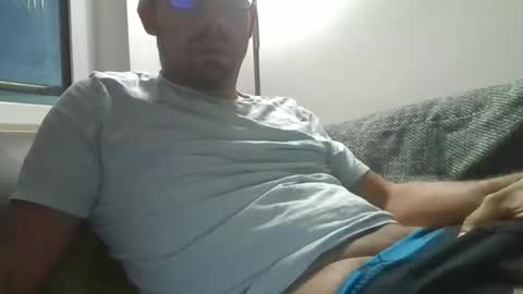 Mark online show from October 8, 2025, 5:10 pm