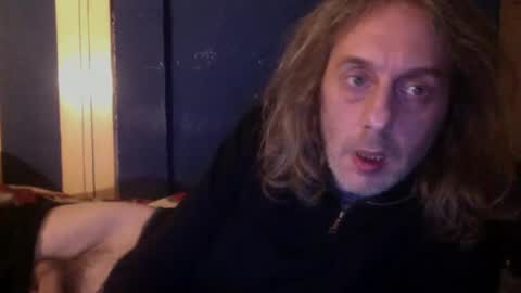 bangintoleather online show from February 25, 2025, 2:25 am