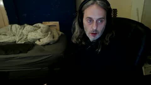 Snapshot of bangintoleather chatting on May 8, 2026, 2:17 am bangintoleather online show from May 8, 2026, 2:17 am