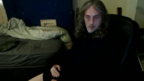 Snapshot of bangintoleather chatting on June 13, 2026, 2:42 am bangintoleather online show from June 13, 2026, 2:42 am
