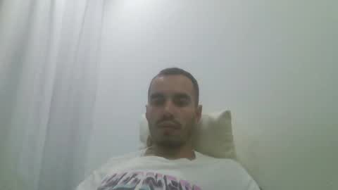 Snapshot of bape42 chatting on December 18, 2025, 1:00 am Bape online show from December 18, 2025, 1:00 am