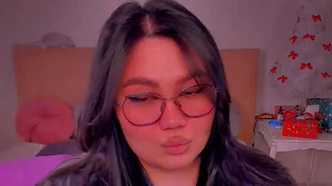 Barbie Kim online show from February 11, 2025, 9:56 pm