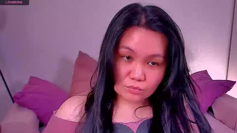 Barbie Kim online show from November 27, 2025, 12:18 pm