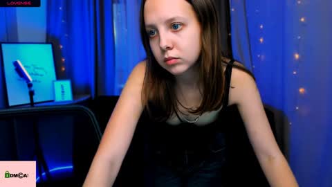 Snapshot of barbara_meow_ chatting on December 9, 2024, 4:37 pm Barbara online show from December 9, 2024, 4:37 pm
