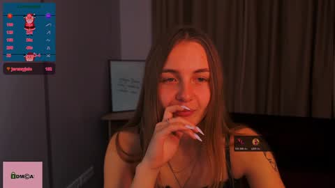 Snapshot of barbara_meow_ chatting on December 18, 2024, 1:45 pm Barbara online show from December 18, 2024, 1:45 pm