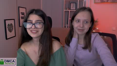 Snapshot of barbara_meow_ chatting on December 25, 2024, 11:42 pm Barbara online show from December 25, 2024, 11:42 pm