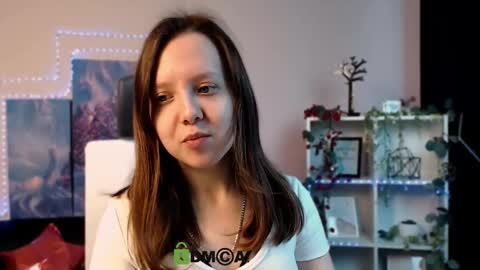 Snapshot of barbara_meow_ chatting on March 4, 2025, 11:08 am Barbara online show from March 4, 2025, 11:08 am
