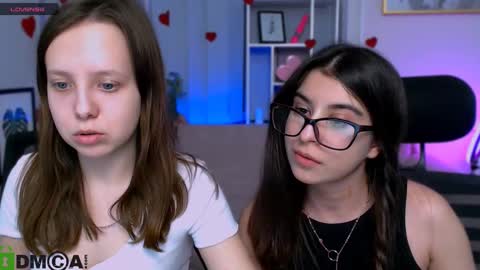 Snapshot of barbara_meow_ chatting on March 12, 2025, 4:46 pm Barbara online show from March 12, 2025, 4:46 pm