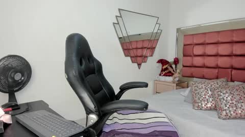 Barbara  online show from December 12, 2024, 6:10 pm