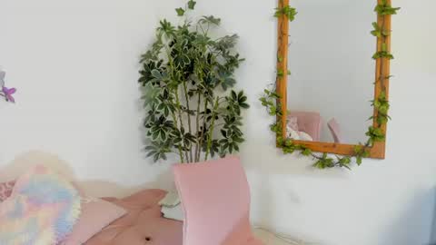 Snapshot of barbaraknox_ chatting on July 2, 2026, 6:36 pm Barbara online show from July 2, 2026, 6:36 pm
