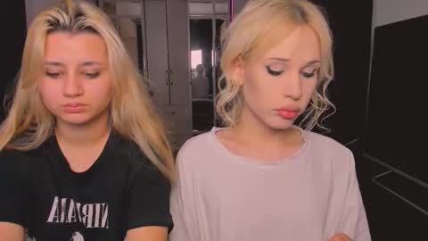 barbarasiren online show from November 29, 2025, 7:50 pm