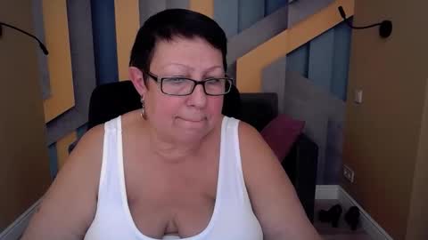 barbaraturners online show from October 13, 2025, 7:03 pm