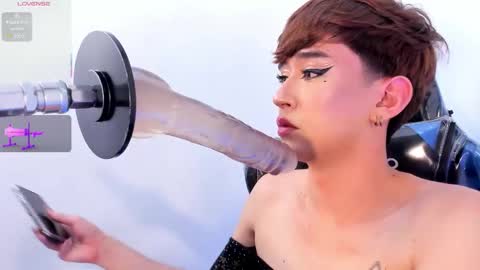          I work from home this is my room 3 online show from November 6, 2025, 5:30 am