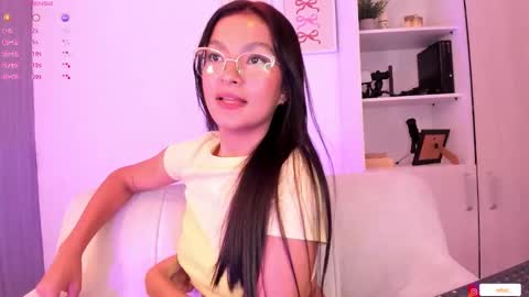  independet model online show from October 13, 2025, 3:17 am