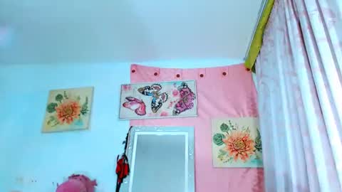 Snapshot of barbie_partytrans chatting on October 16, 2025, 6:36 am barbie_partytrans online show from October 16, 2025, 6:36 am