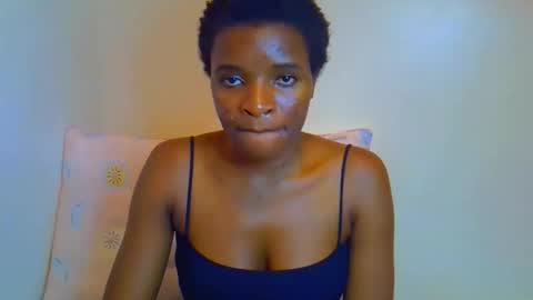 VEE online show from March 13, 2026, 10:38 pm