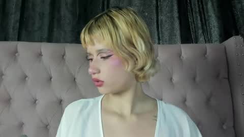 Snapshot of barbieambarx chatting on May 12, 2026, 6:49 pm Barbie online show from May 12, 2026, 6:49 pm