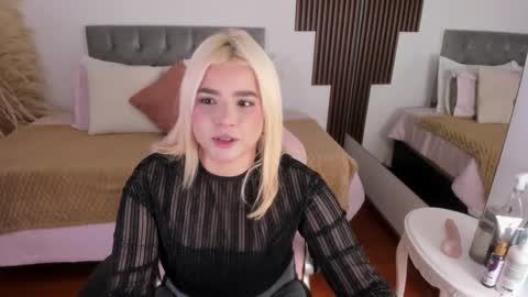 Snapshot of barbiehannab chatting on February 19, 2026, 7:10 pm barbiehannab online show from February 19, 2026, 7:10 pm