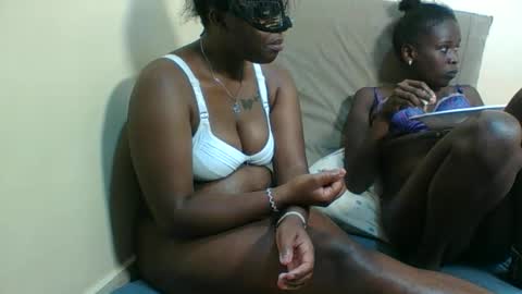 barbies_girles online show from January 6, 2026, 7:28 pm