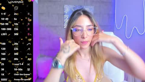 Barbie Scot online show from March 4, 2025, 1:34 am