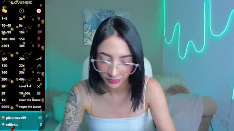 Barbie Scot online show from October 16, 2025, 8:43 pm