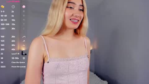 Snapshot of barbimia chatting on July 13, 2026, 2:20 pm Mia online show from July 13, 2026, 2:20 pm