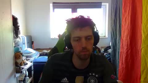 Snapshot of barca200 chatting on October 3, 2025, 8:33 am barca200 online show from October 3, 2025, 8:33 am