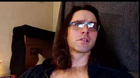 barebearstudio online show from April 7, 2026, 6:47 am